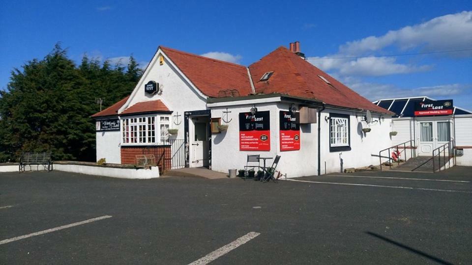 The First & Last Inn Eyemouth Exterior photo